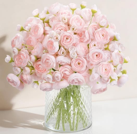 30 piece set of silk Ranunculus flowers