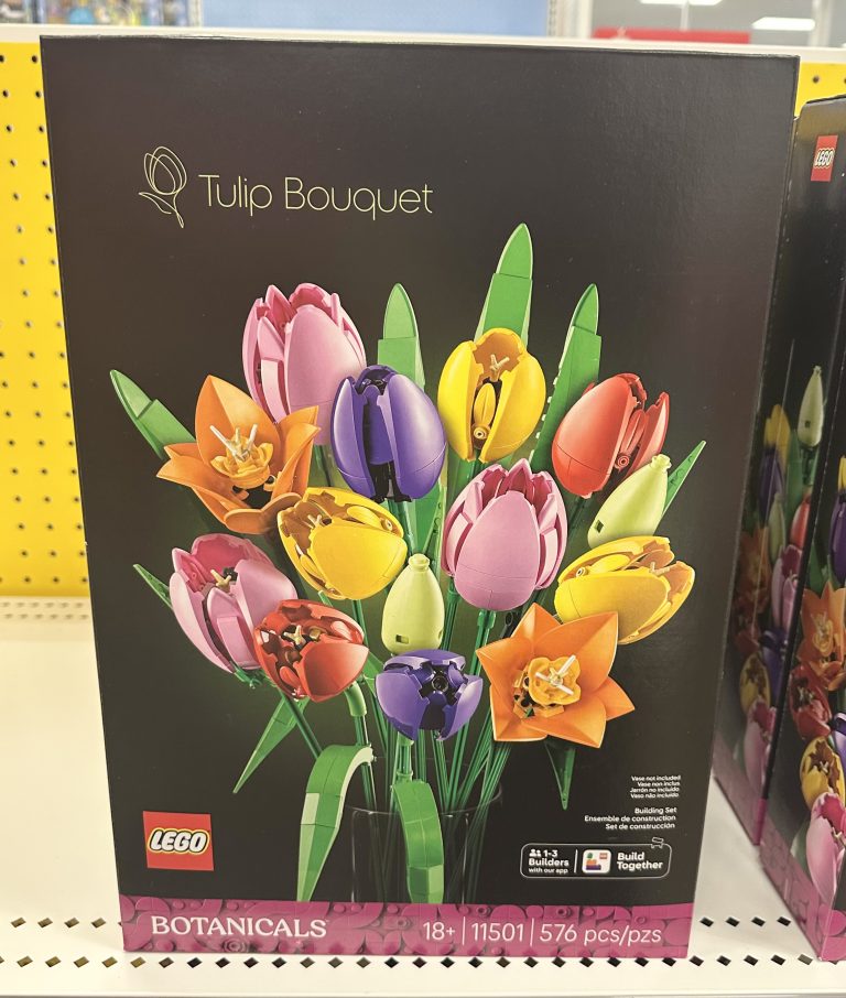 New LEGO Botanicals tulip bouquet