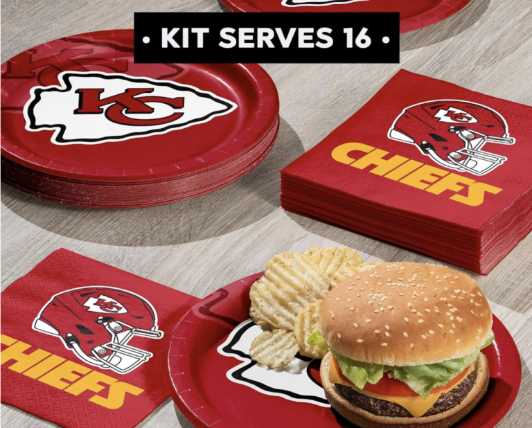 NFL themed paper plates + napkins!