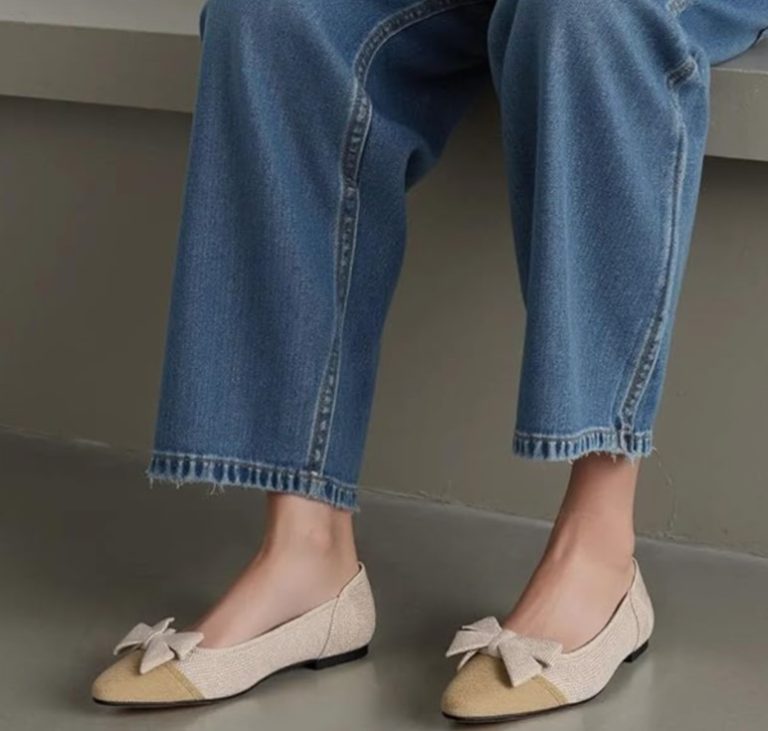 Knit Ballet Flats with Elegant Bow!