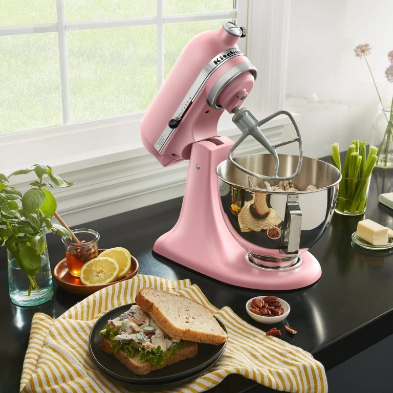 KitchenAid Deluxe Series 4.5 Quart Tilt-Head Stand Mixer