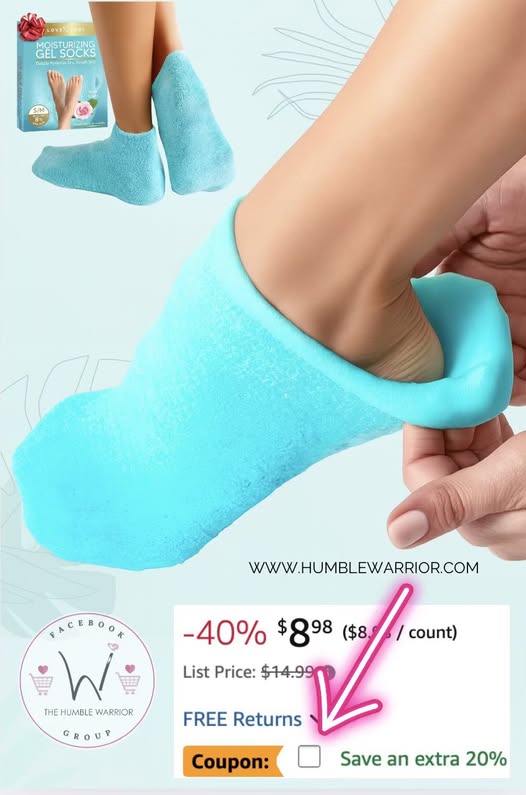 Love, Lori gel moisturizing socks