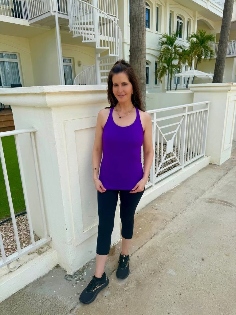 Attraco workout tops