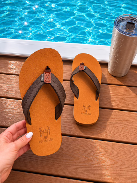 🩴 Men’s Flip Flops