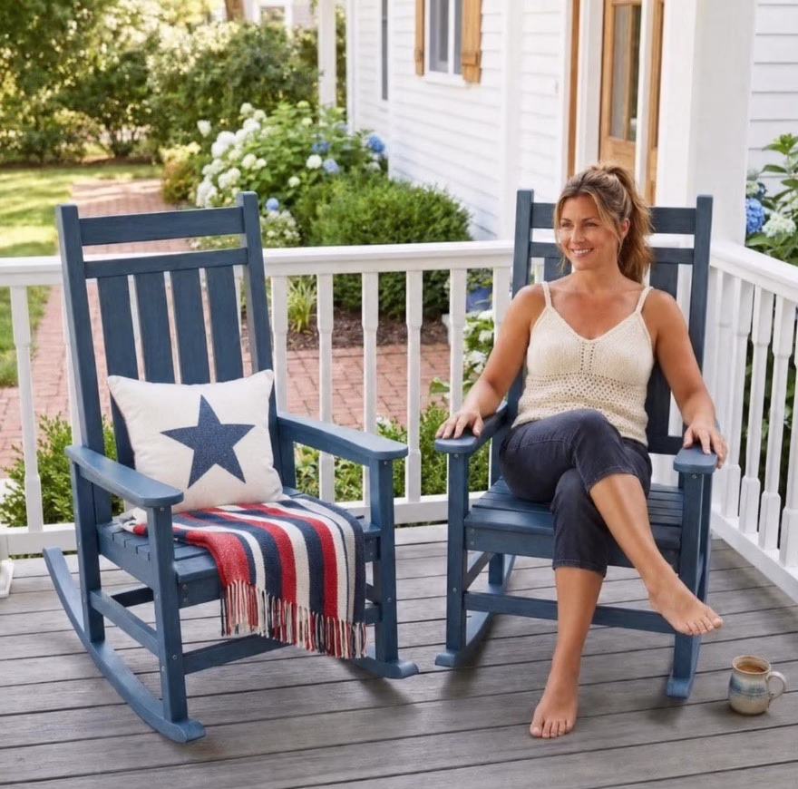 Set of 2 Rocking Chairs