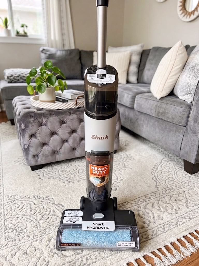 Shark Cordless Wet/Dry Vacuum