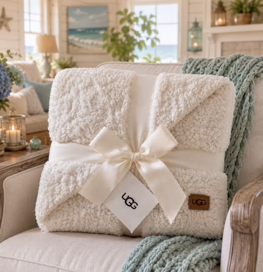 UGG Nita Throw Blanket