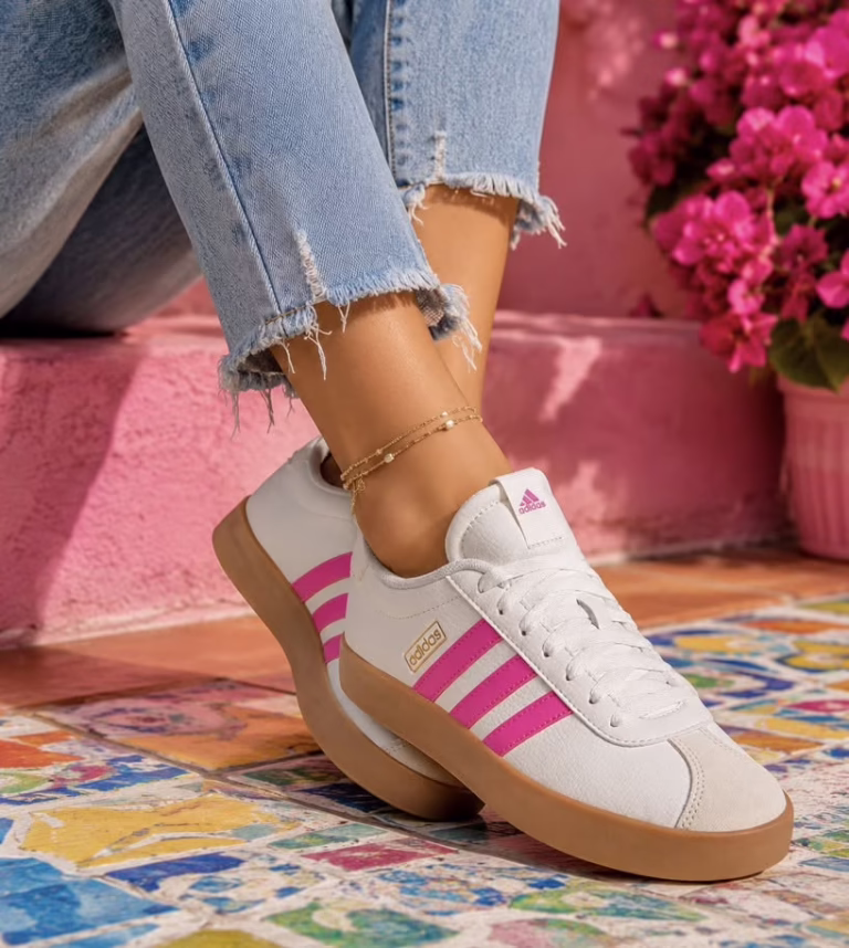 Women’s VL Court Sneakers