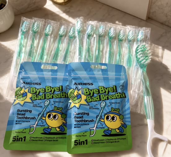 Airkiss Disposable Travel Toothbrushes