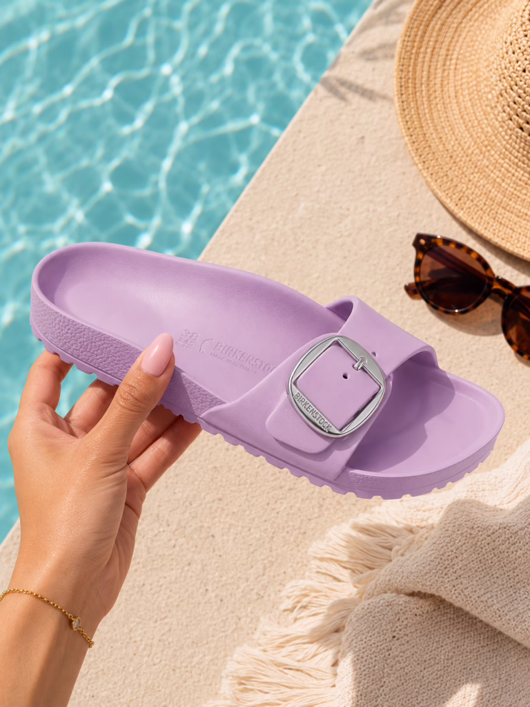 🩷 The Sandal Everyone Is Wearing