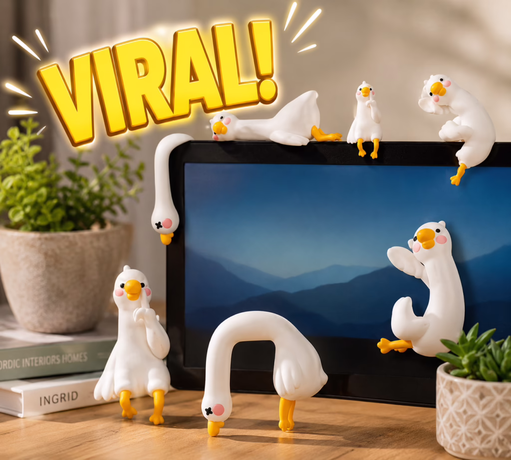 😍 The Funny Resin Desk Goose Decor