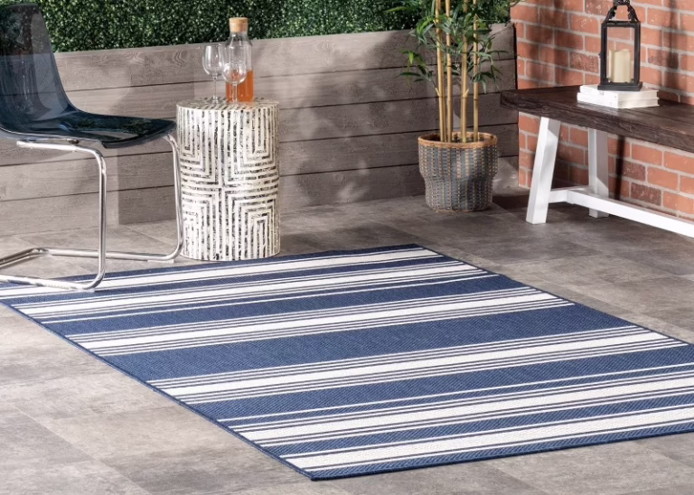 Nuloom Striped Rug
