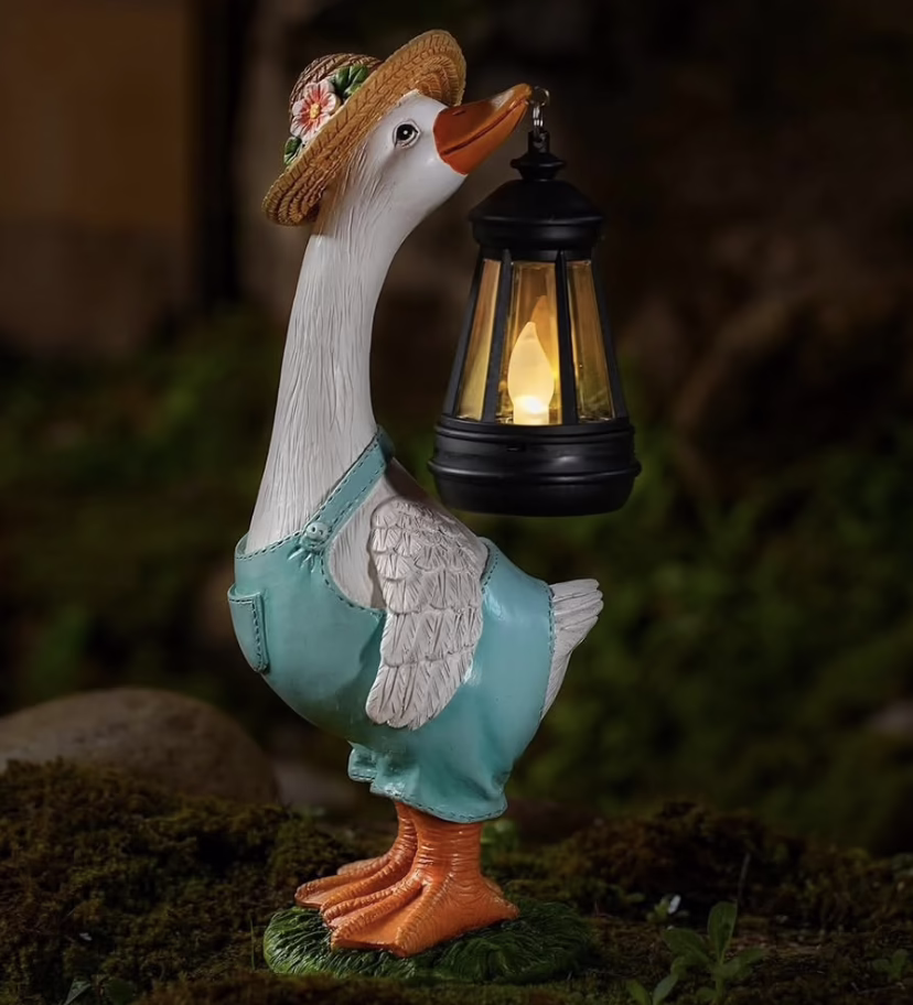 Goose statue!