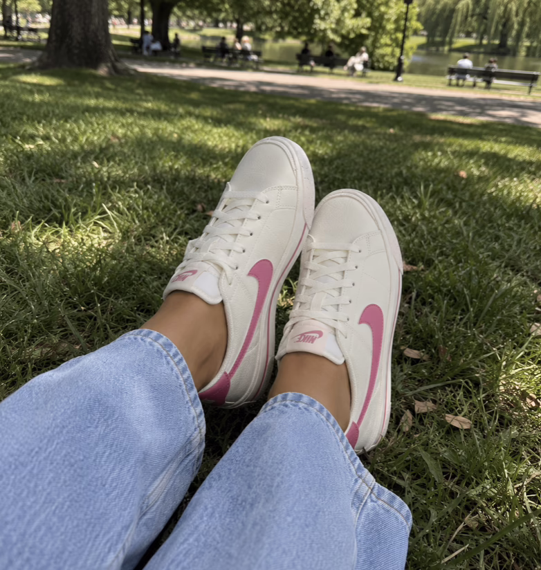 Nike Legacy Sneakers