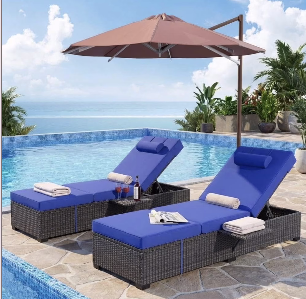 2-Pack Chaise Chairs!