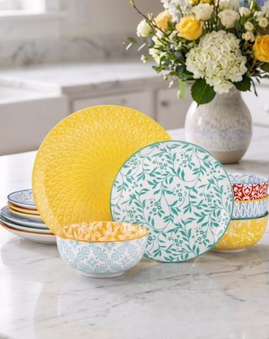 12 Pieces Dinnerware Set