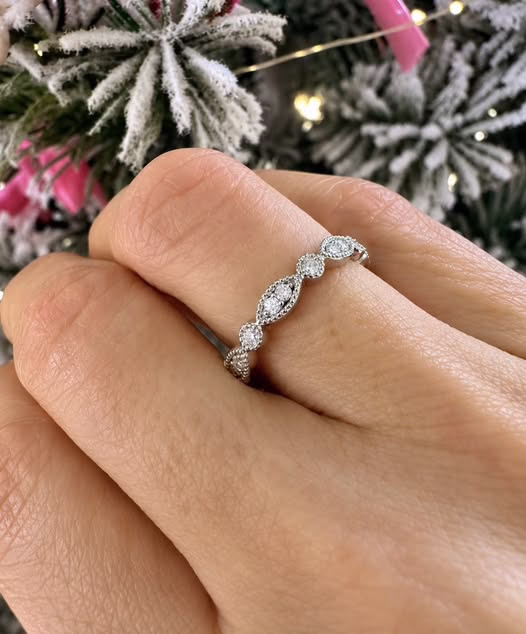 IMOLOVE Moissanite Evil Eye Ring