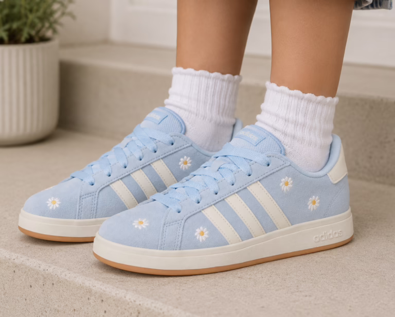 Adidas Grand Court Sneakers
