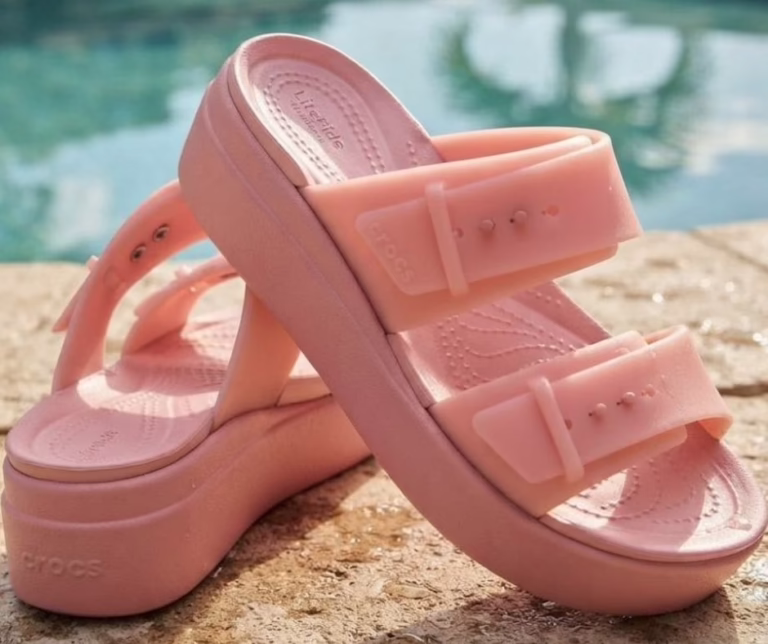 Crocs Lovers